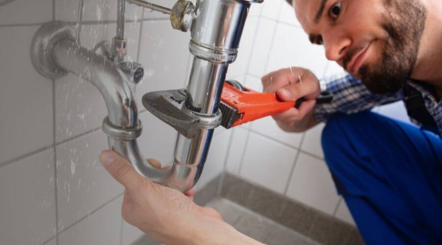 Professional same day plumber services in Green Bay, WI